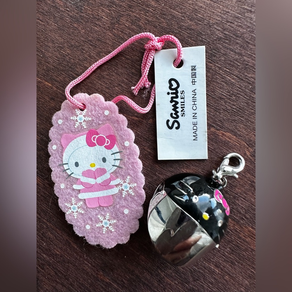 Sanrio Hello Kitty Black and Pink Charm with Pink Felt Tag